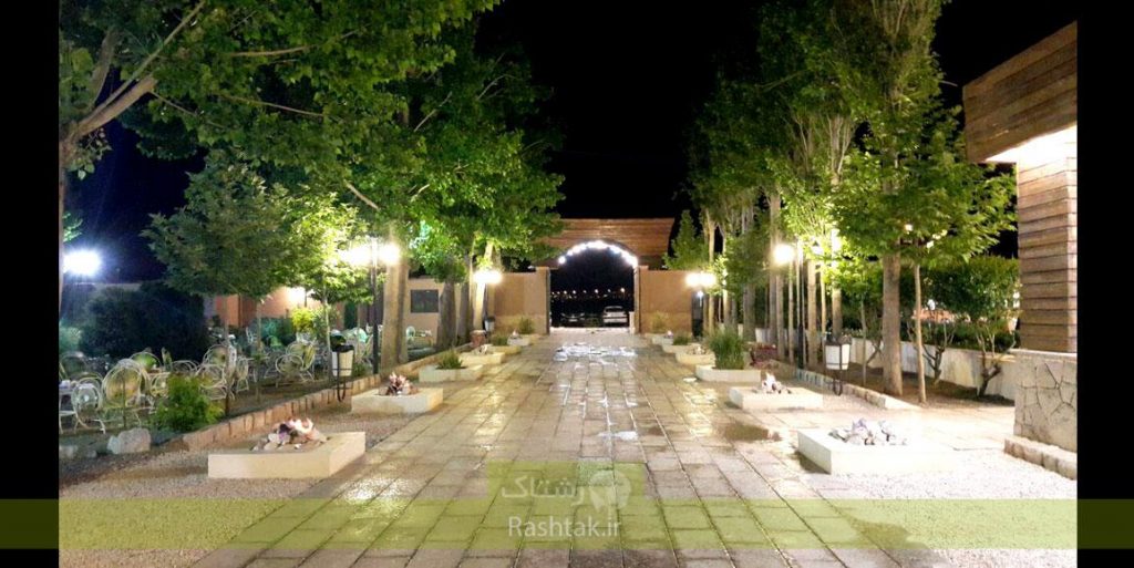 رستوران پدیده کویر در کرمان