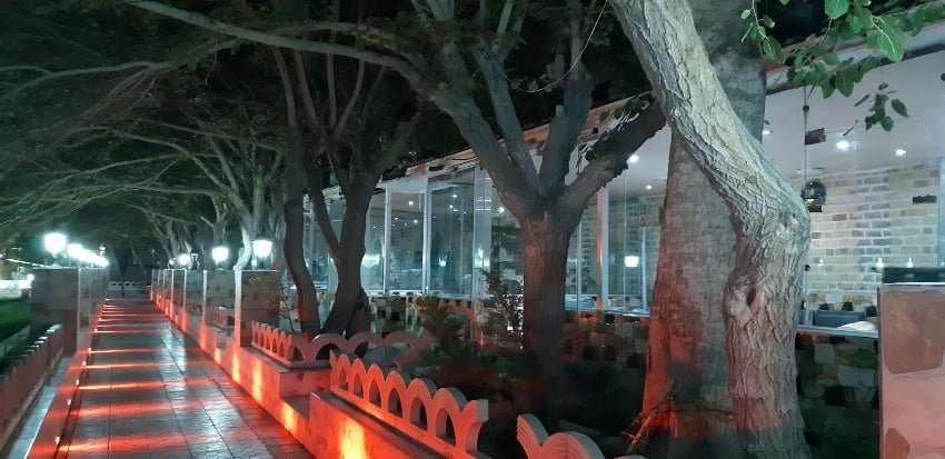 رستوران هتل باغ رفسنجان