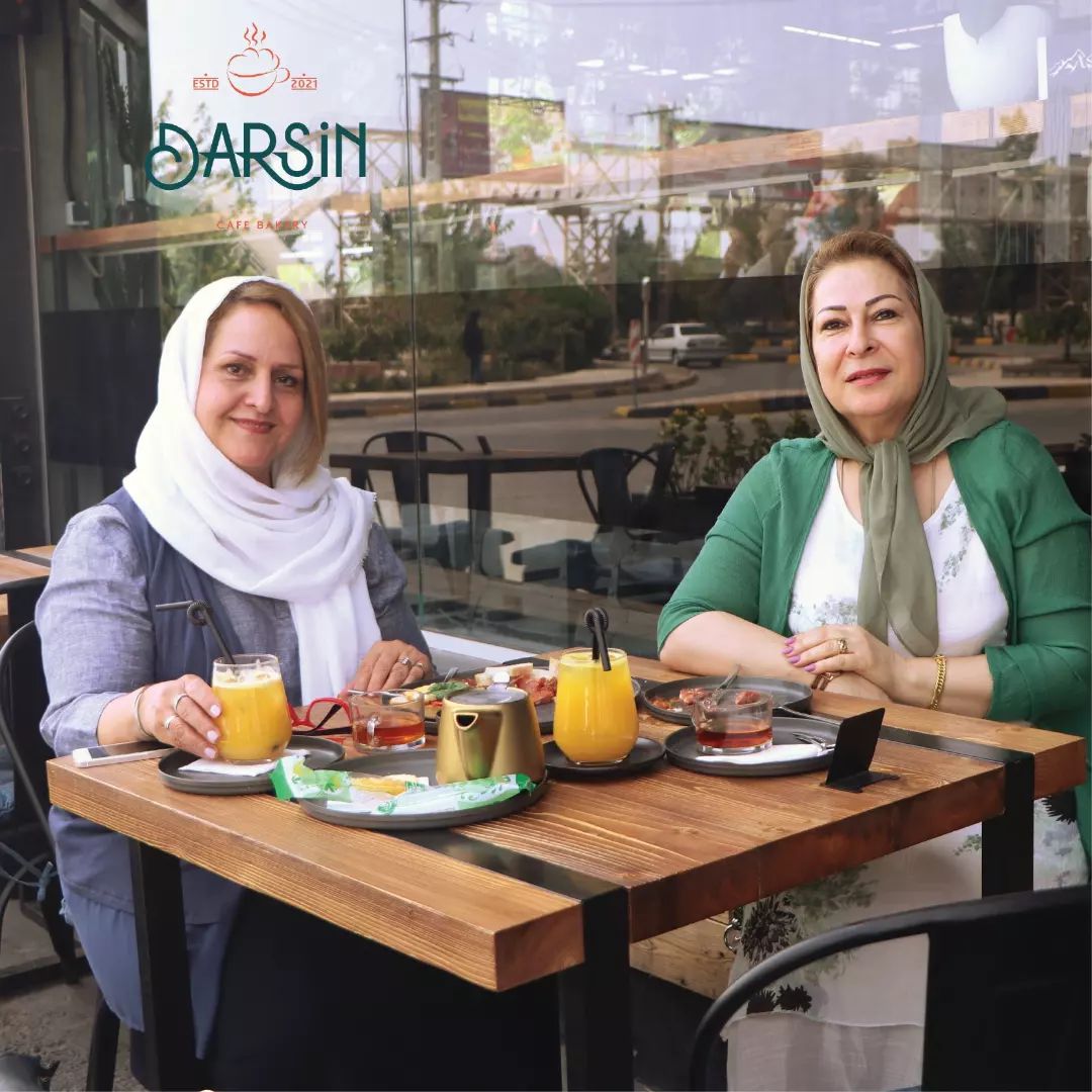 کافه بیکری دارسین کرمان