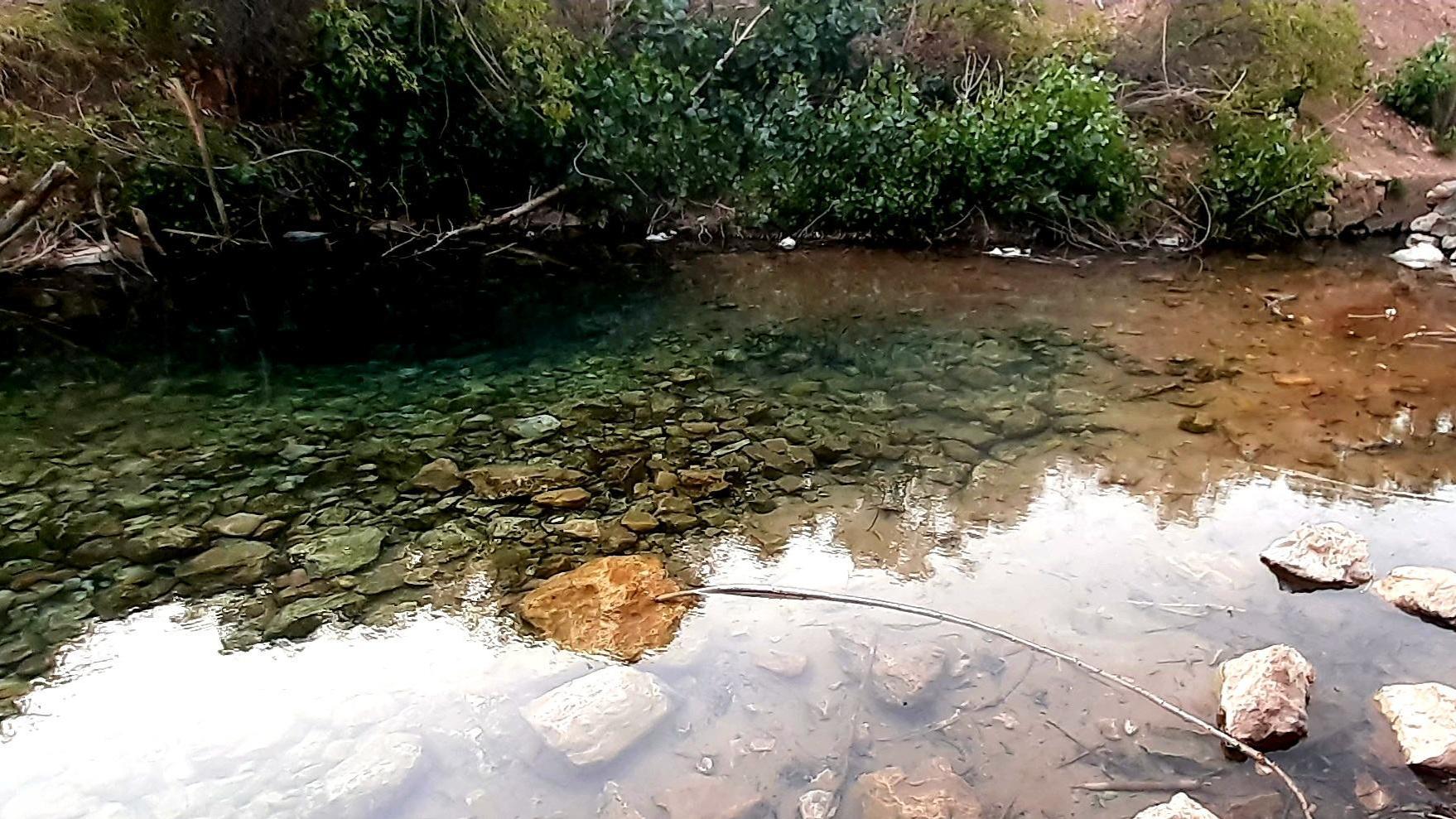 , چشمه آب سرد سنگ زرند