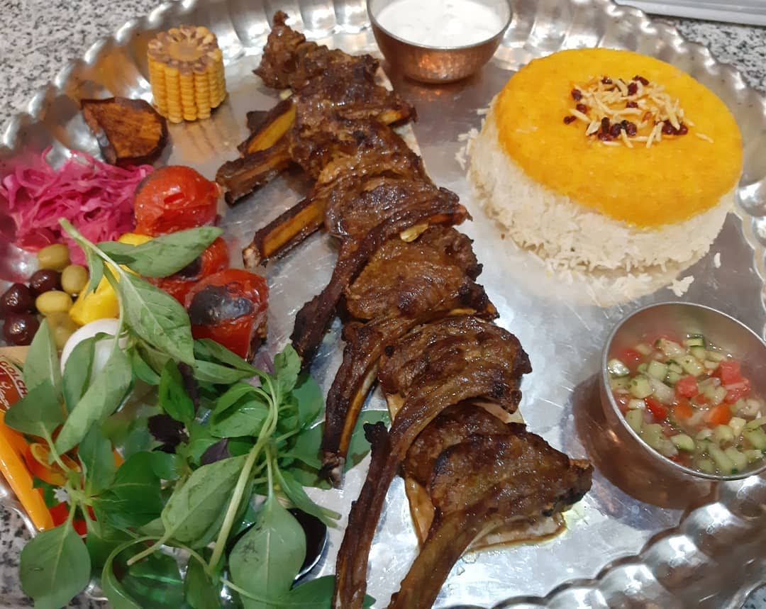, سفره خانه سنتی خاتون بافت