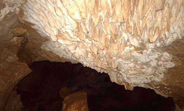 غار طرنگ بافت