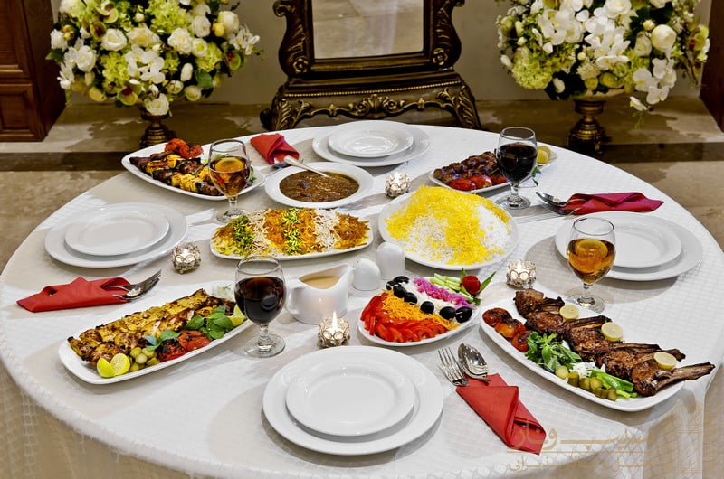 , باغ رستوران سیب و نار