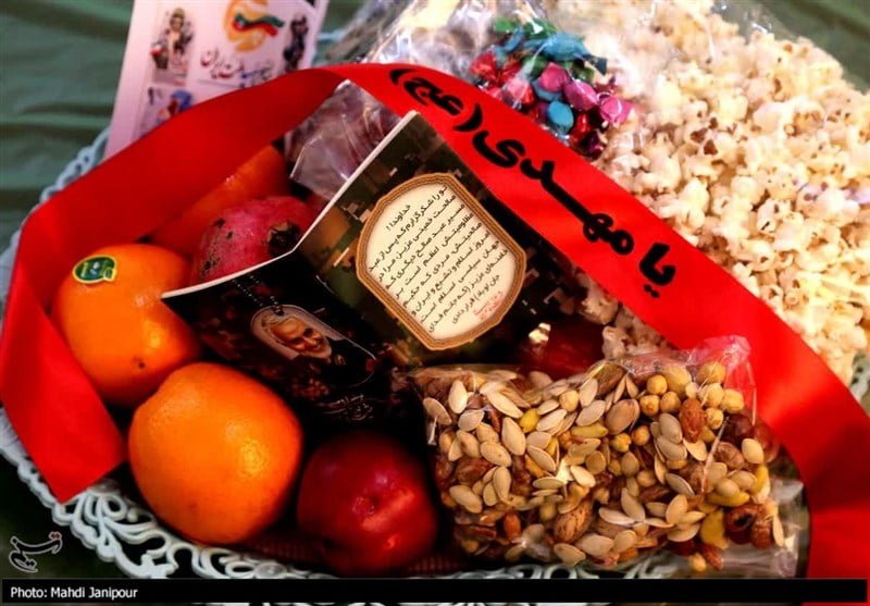 , توزیع ۴۰۰۰ بسته مؤمنانه یلدایی در کرمان و فهرج