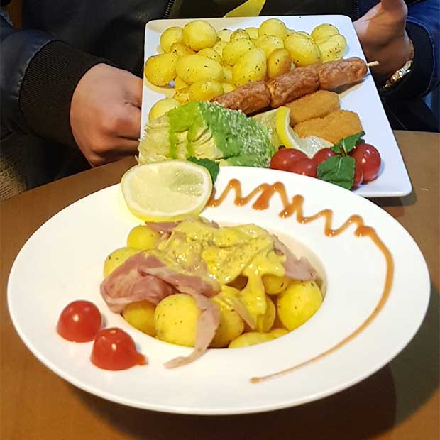 , کافی شاپ و رستوران آپادانا بردسیر