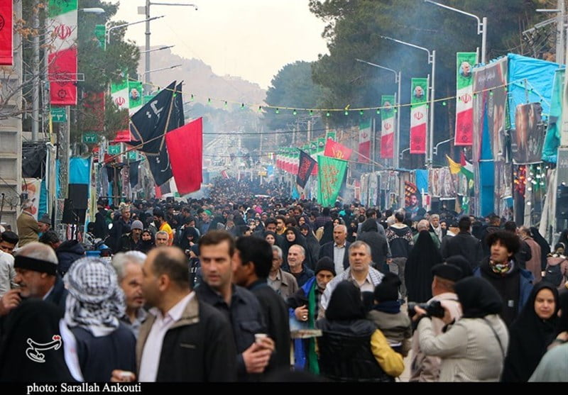 , با یاد حسین در راه قاسم؛ شور اربعین در گلزار شهدای کرمان