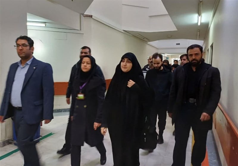 , عیادت فرزندان شهید سلیمانی از مجروحان انفجار کرمان