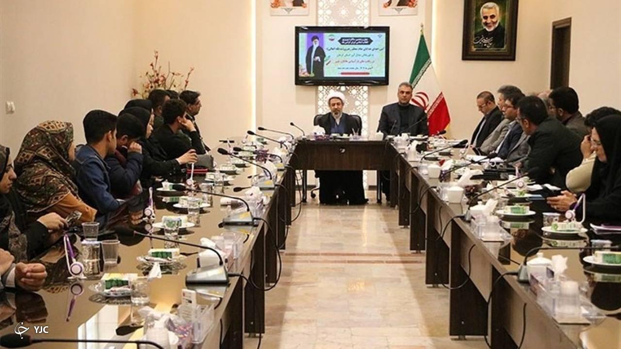 , اهدای هدایای رهبر معظم انقلاب به قهرمانان مدال‌آور کرمانی