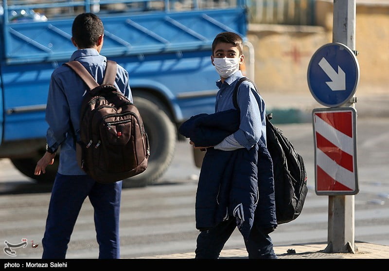 , طوفان شن تمامی مقاطع تحصیلی ‌مدارس ریگان و فهرج را تعطیل کرد