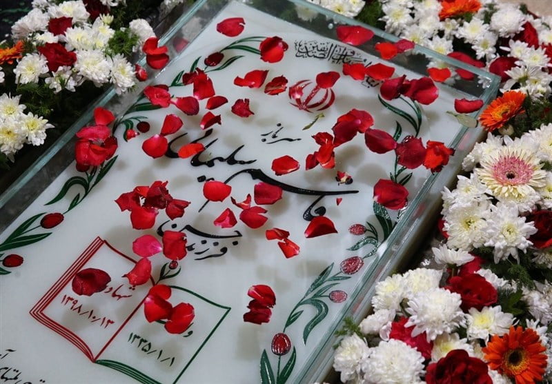 , «شهید القدس»| رجزخوانی مردم در شب شهادت حاج قاسم/ ‌”وقت نبرد با صهیون است ای لشکر حق بسم الله”