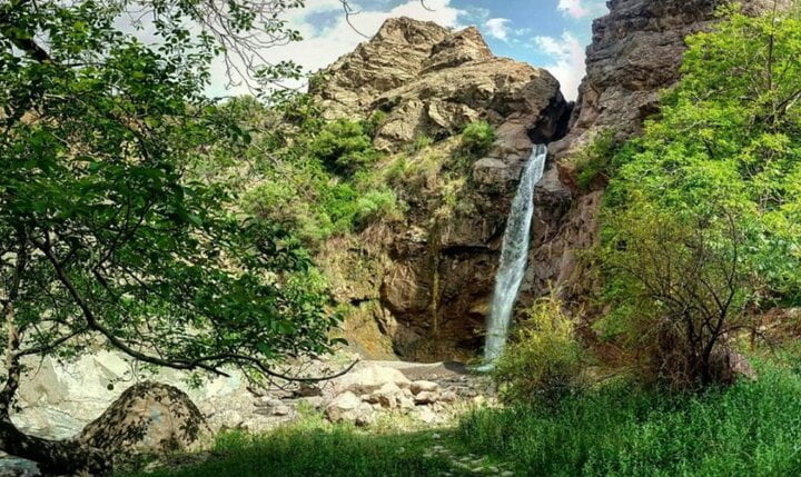 , آبشار کوه شاه رابر