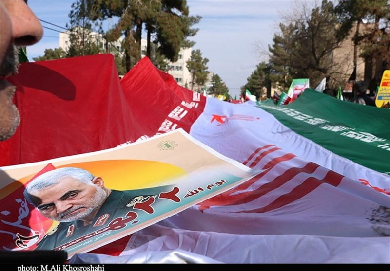 , آغاز راهپیمایی با شکوه ۲۲ بهمن در کرمان/ پایتخت مقاومت اسلامی یکپارچه مرگ بر آمریکا شد