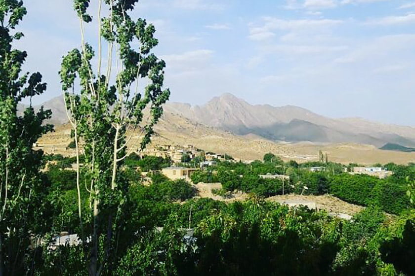 , روستای گُنجان رابر
