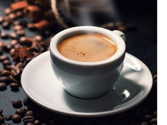 , کافه دور همی راور