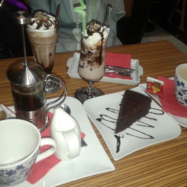 , کافه شب نشین رودبار جنوب