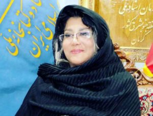 , بیوگرافی مریم اسفندیاری
