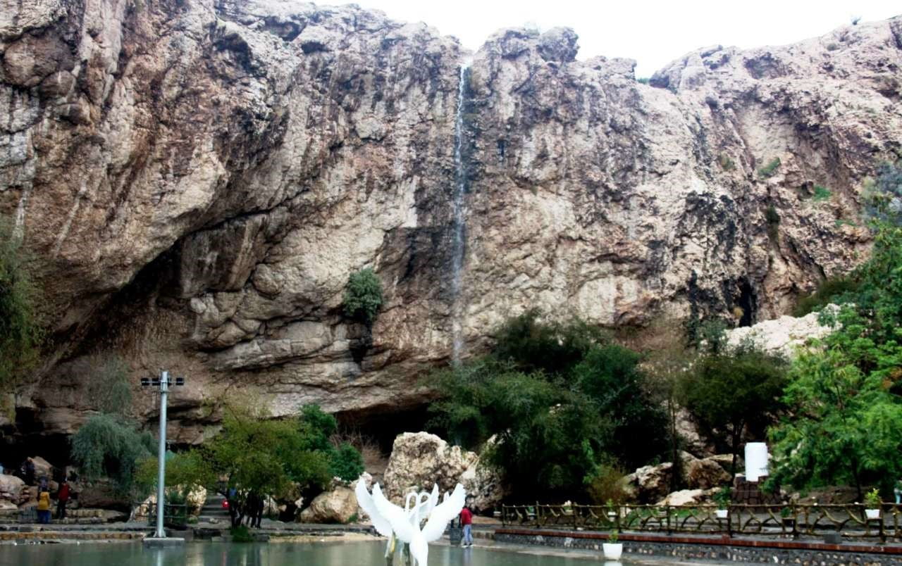 , چشمه بندر دوساری عنبرآباد