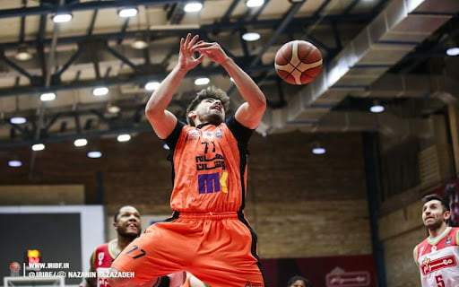 , پلی‌آف اول بسکتبال مس کرمان به سود مهرام تهران