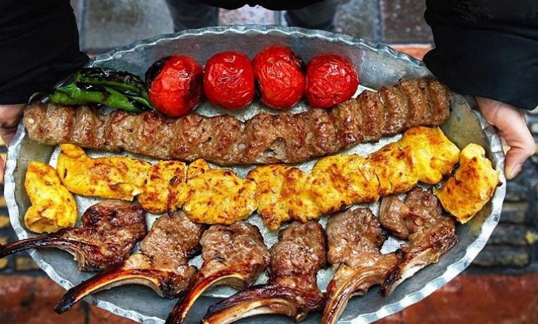 کبابی سالاری منوجان