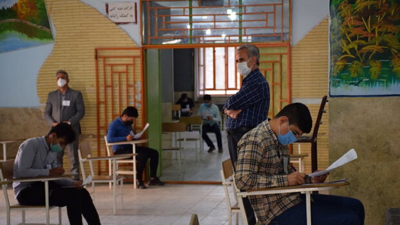 , رقابت ۸۳۲۵۷ دانش آموز کرمانی در امتحانات نهایی