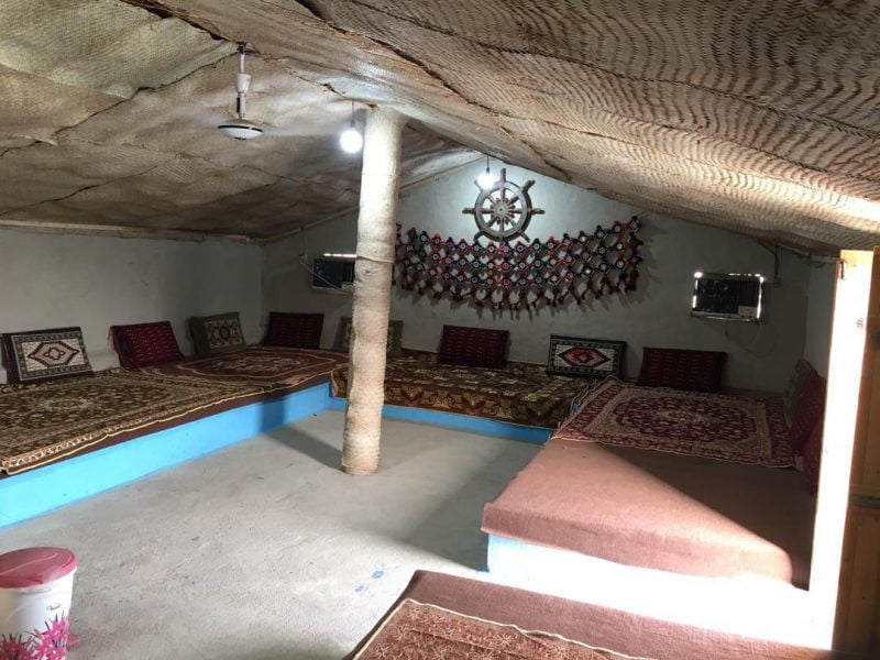 , بومگردی  تیاب منوجان