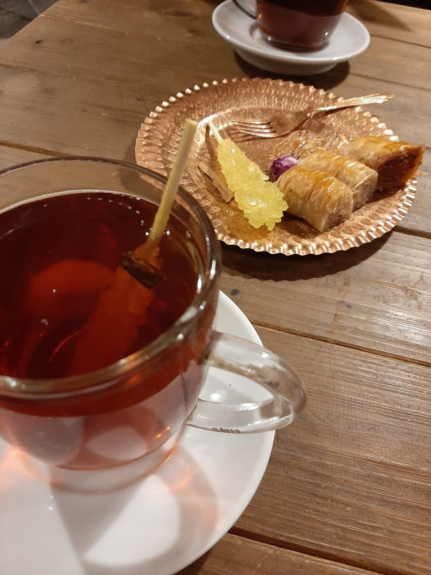 , سفرخانه سنتی ترنج عنبرآباد