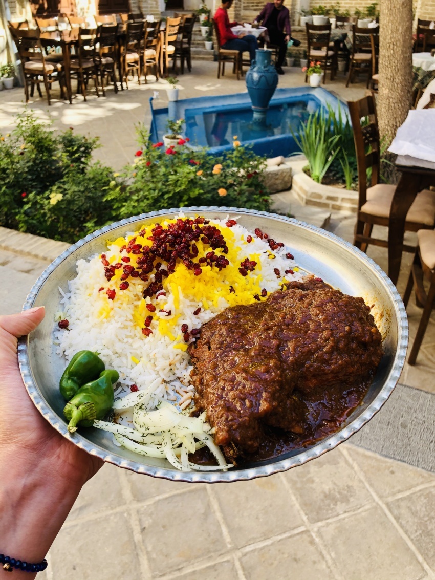 , رستوران و فست فود پاپا کوهبنان