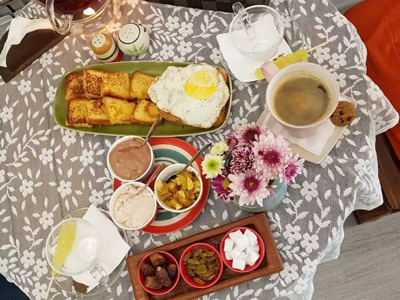 ,  کافه باغ ریحان فاریاب