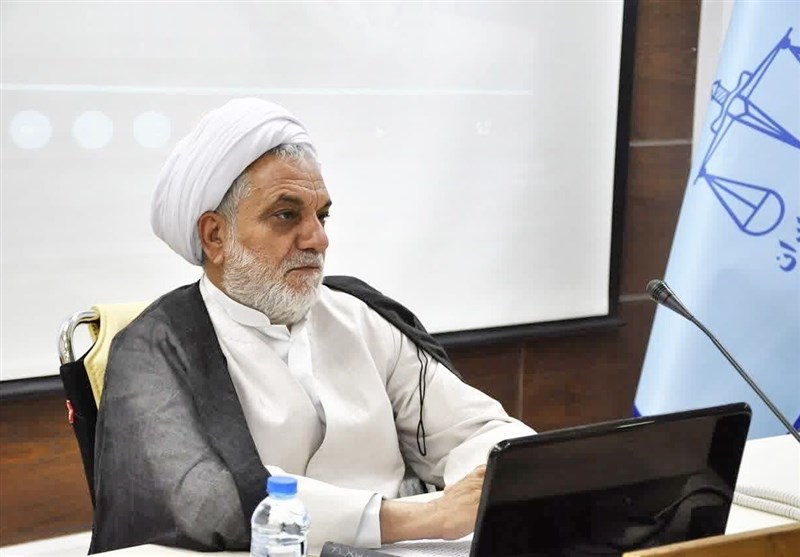 , اشتغال ۲۷۰۰ زندانی در استان کرمان