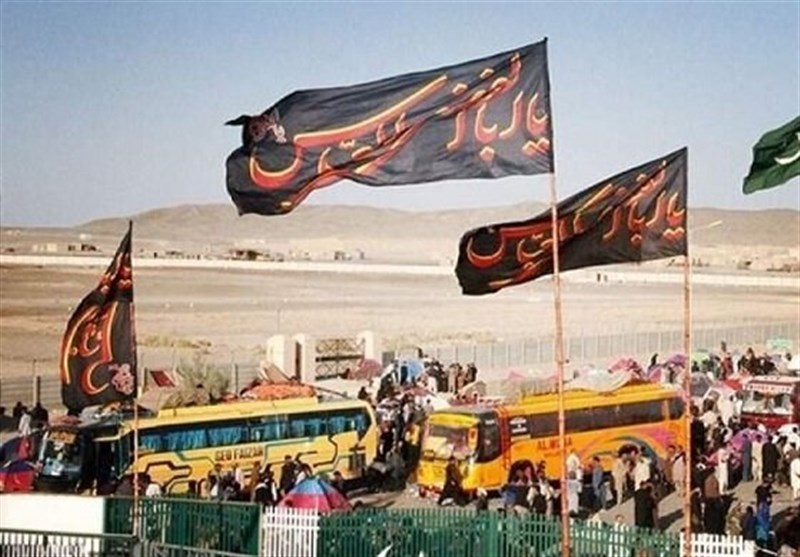 , زائران پاکستانی سانحه رانندگی فهرج به مرز منتقل شدند