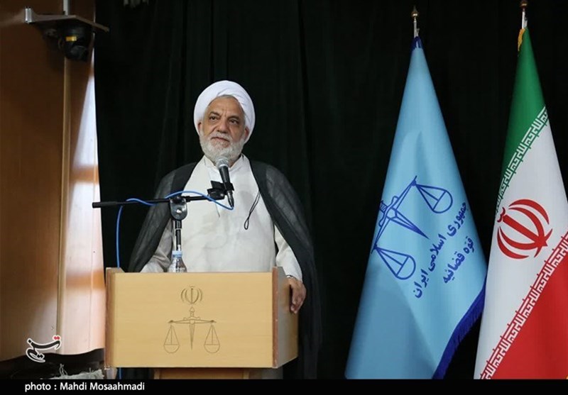 , ۳۰۰ زندانی استان کرمان مشمول عفو رهبری قرار گرفتند