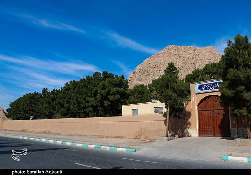 , درهای “باغ بیرم‌آباد” کرمان حتی برای نیت واقف هم باز نشد