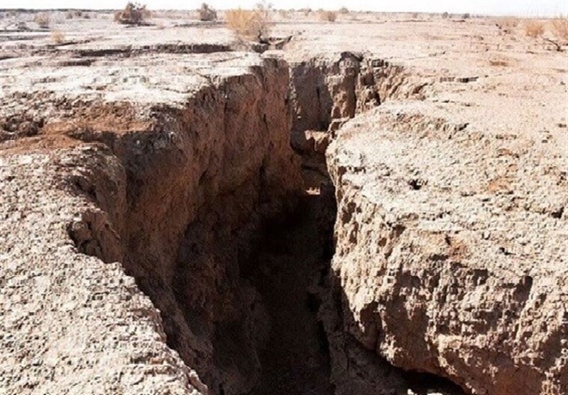 , فاجعه فرونشست زمین در کرمان؛ میانگین ۴۰ سانتی‌متر در سال