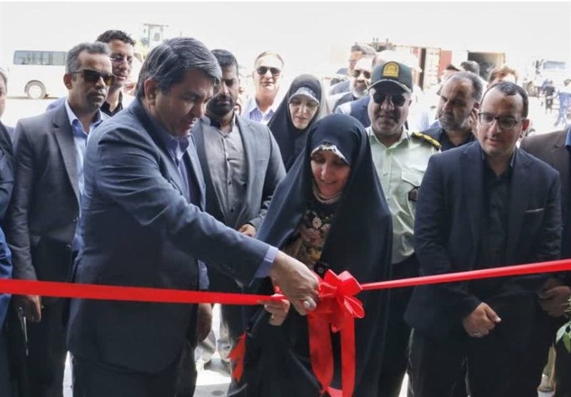 , افتتاح کارخانه تولید ماشین‌آلات راه‌سازی در زرند
