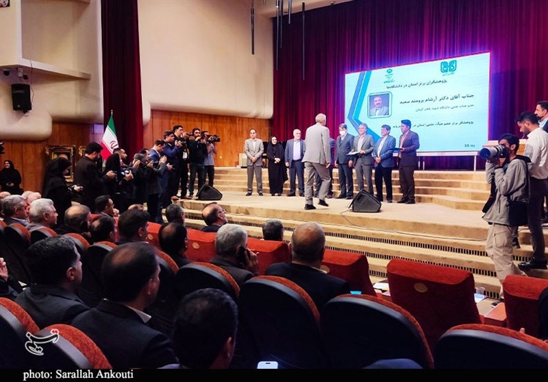 , پژوهشگران و فناوران برتر کرمان تجلیل شدند