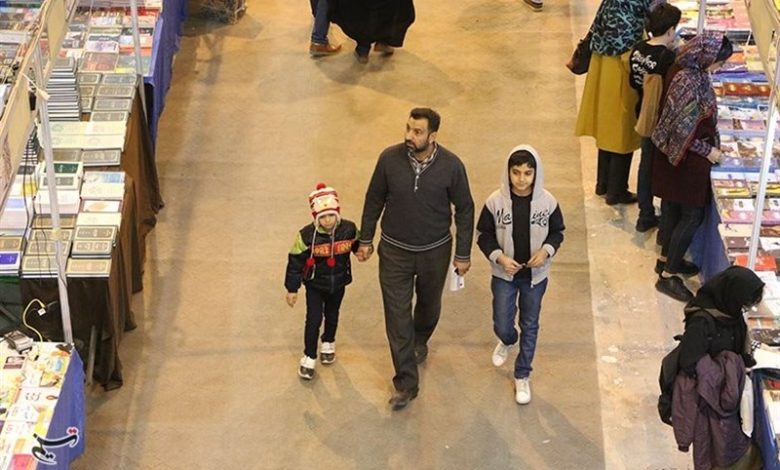 نوزدهمین نمایشگاه بینالمللی کتاب کرمان افتتاح شد