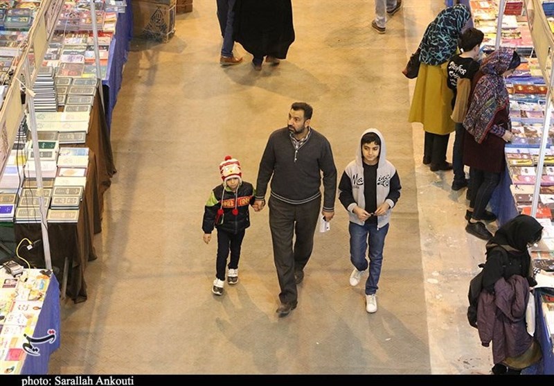 , نوزدهمین نمایشگاه بین‌المللی کتاب کرمان افتتاح شد