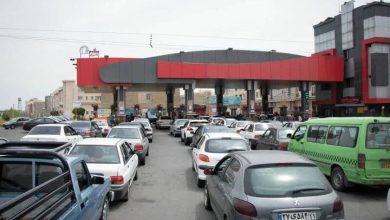 صفوف بنزین در کرمان ادامه دارد؛ رونمایی از ۵۰ لیتر بنزین ۵ هزار تومانی