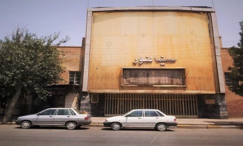 سینما نور کرمان همچنان خاموش است؛ ابهام در سکانس پایانی یک اثر ۷۵ ساله